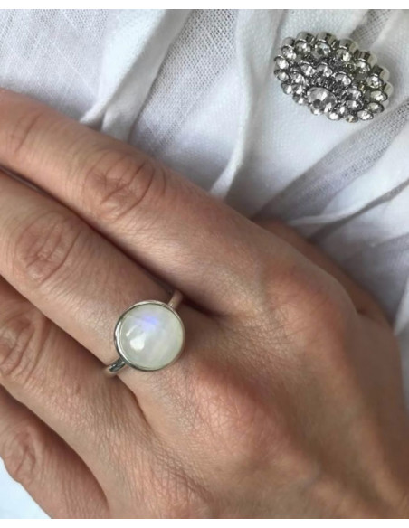Candy - Srebrny pierścionek z kamieniem księżycowym